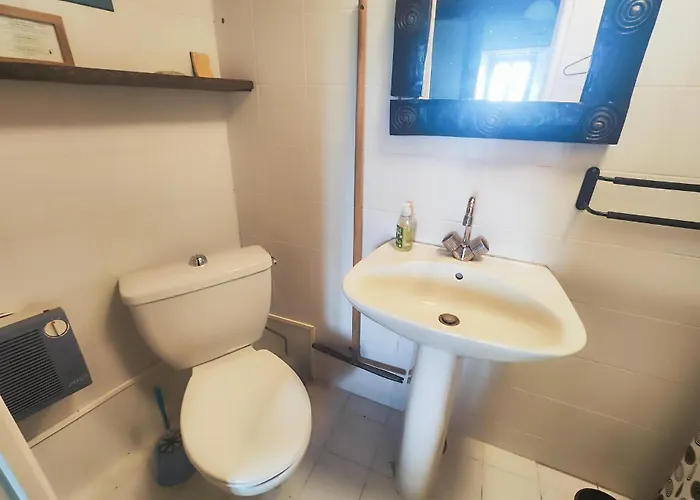 Grande Maison De Village Saint-Vincent (Herault)